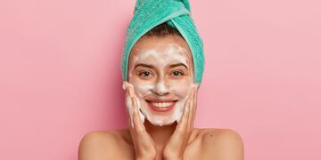 El ingrediente natural que sí o sí está en tu cocina y que ayuda con las manchas de la cara.