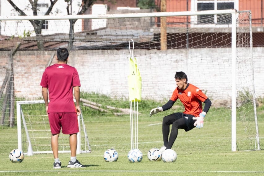 En un acto fue presentado como flamante entrenador