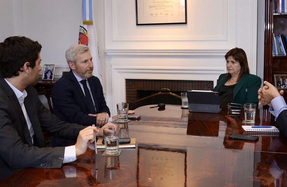 El gobernador Rogelio Frigerio coordinó con Nación acciones por la emergencia climática