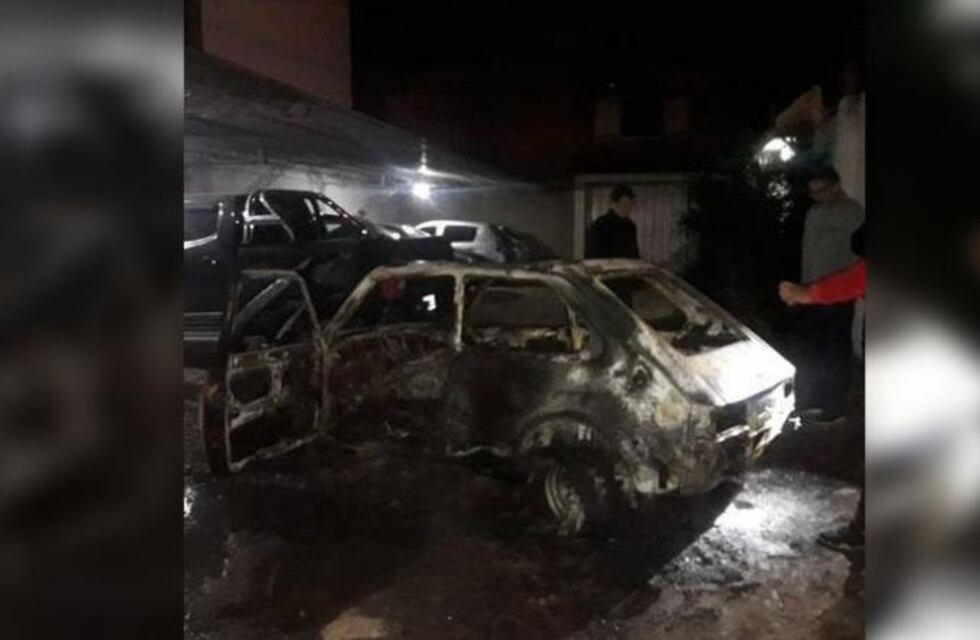 Córdoba: en su cumple le quemaron el auto y sospecha del ex