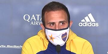 Carlos Izquierdoz fue claro con la situación del colombiano.