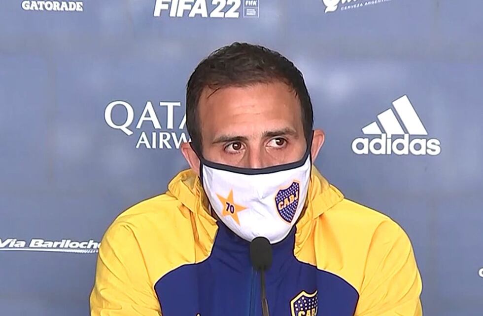Boca: Izquierdoz aseguró que Villa “se va a tener que ganar la confianza de todos”