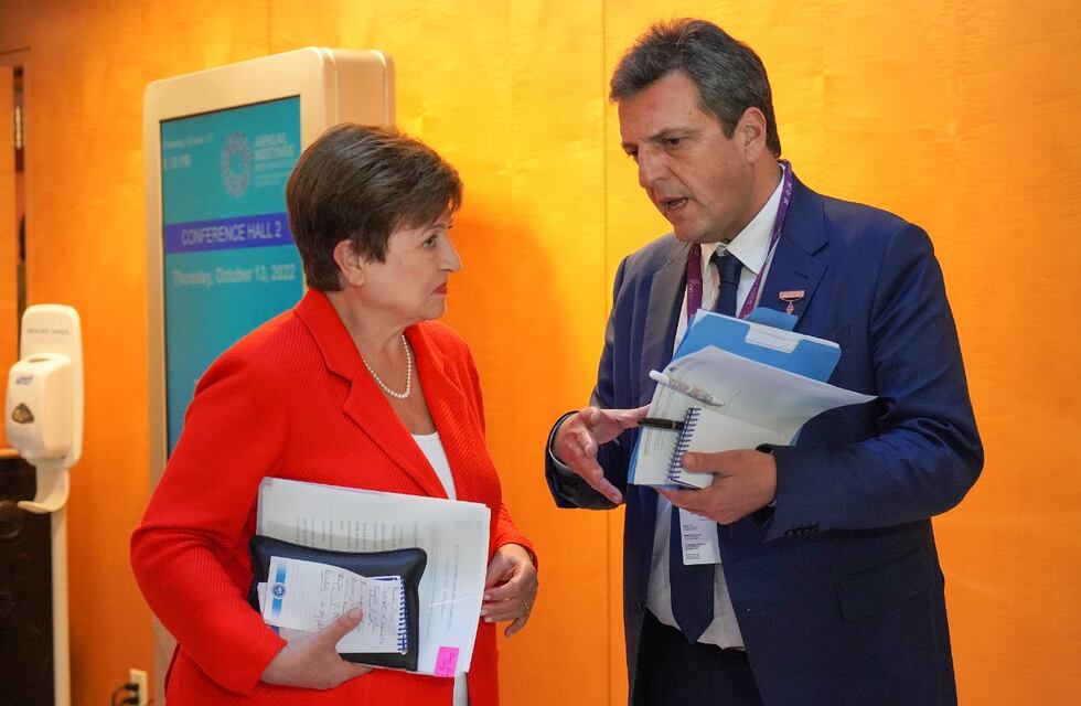 El FMI acordó con Argentina desembolsar 5.200 millones de dólares en marzo