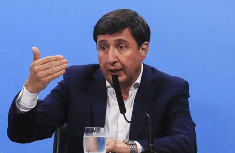 El Gobierno buscará implementar el ingreso universal que podría alcanzar a tres millones de personas