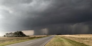 Impactante video de un tornado en Tandil