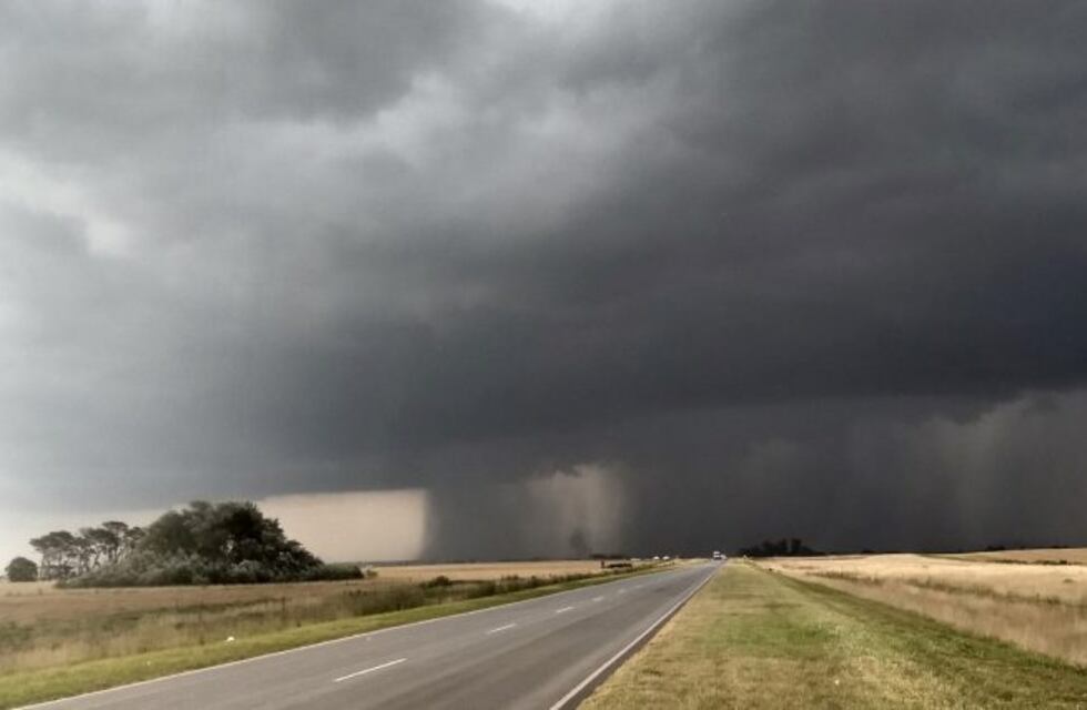 Impactante video de un tornado en Tandil