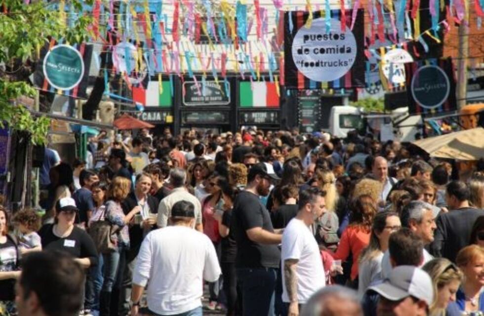Leer y comer: vuelve la feria que une a los amantes de la gastronomía y la literatura