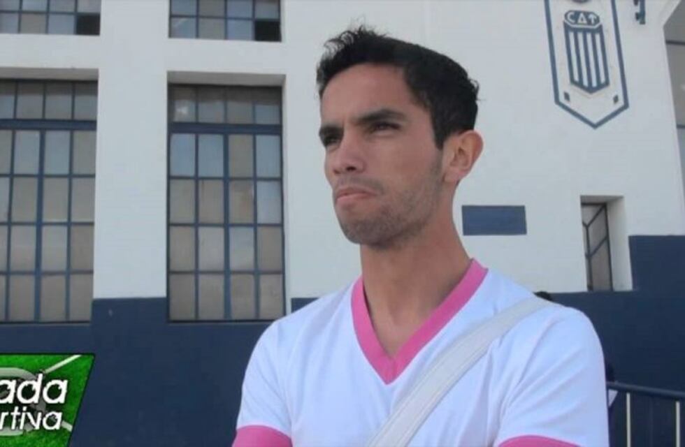 Gabriel Carabajal: "Mi habitación está pintada de azul y blanco"