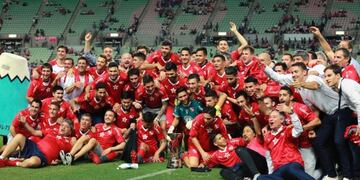 Silvio Romero celebra su gol ante Cerezo Osaka, que le dio la Suruga Bank a Independiente\u002E