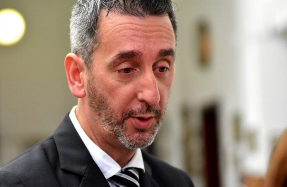 El Secretario de Educación habló del "agotamiento" de los docentes y cuestionó al sindicato