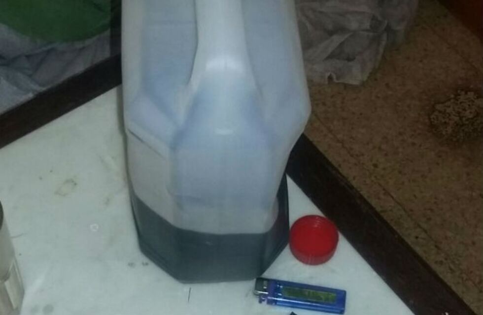 Rescatan a una mujer que estaba por ser quemada viva