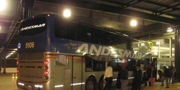 La empresa de transportes Andesmar y el gremio de la Unión Tranviaria Argentina (UTA) llegaron a un acuerdo\u002E