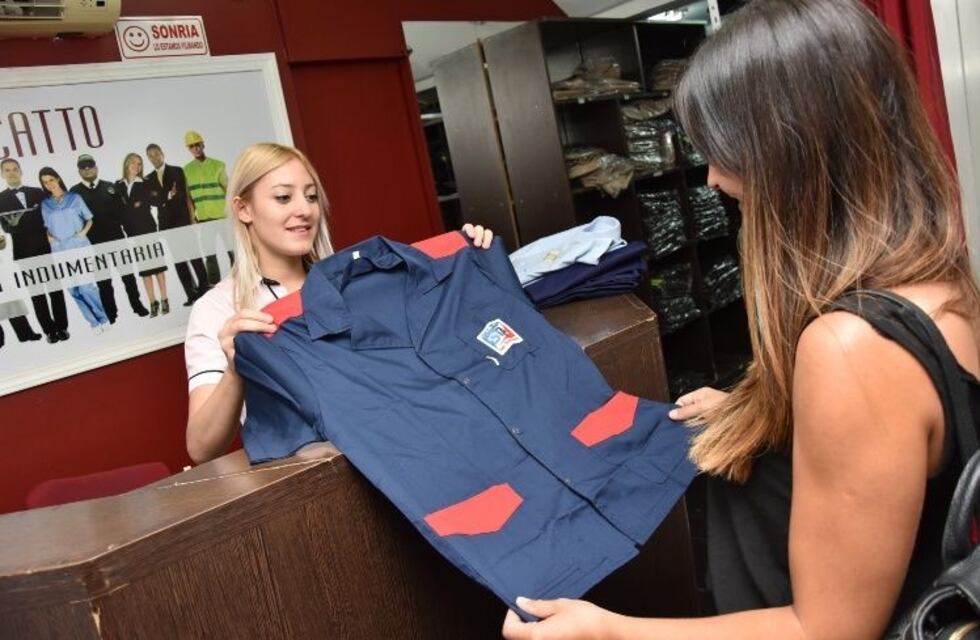 En San Juan los uniformes escolares aumentaron hasta el 50%