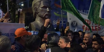 Elpidio Torres\u002E