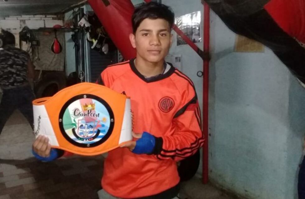 Ezequiel Almada ganó por KO Técnico su segunda pelea en los Juegos Evita