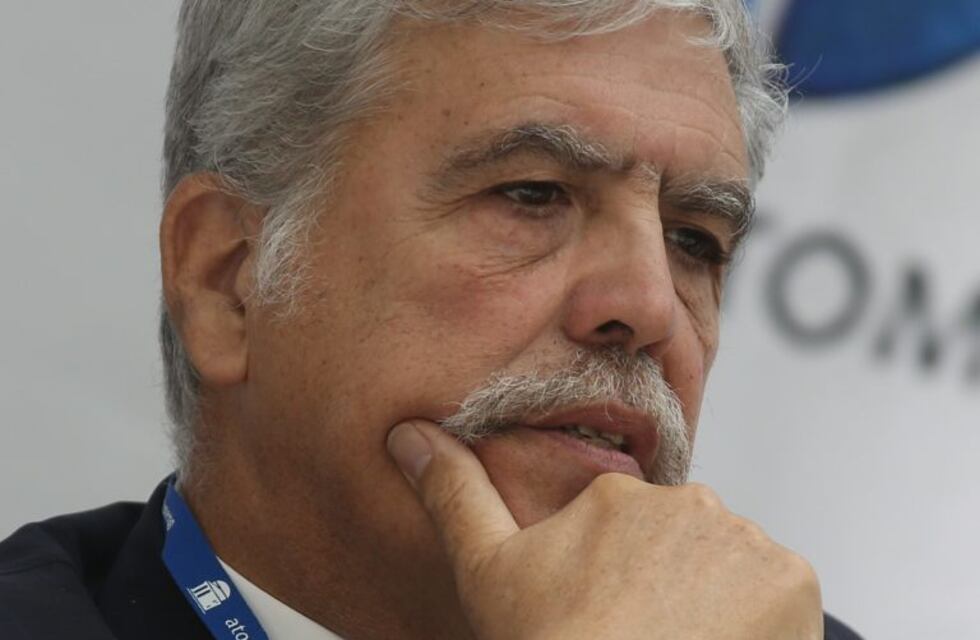 Julio De Vido, citado a indagatoria por un caso de corrupción