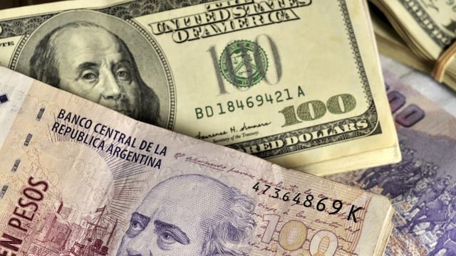 La Ley de Convertibilidad proponía que un peso valía lo mismo que un dólar. Foto: Archivo
