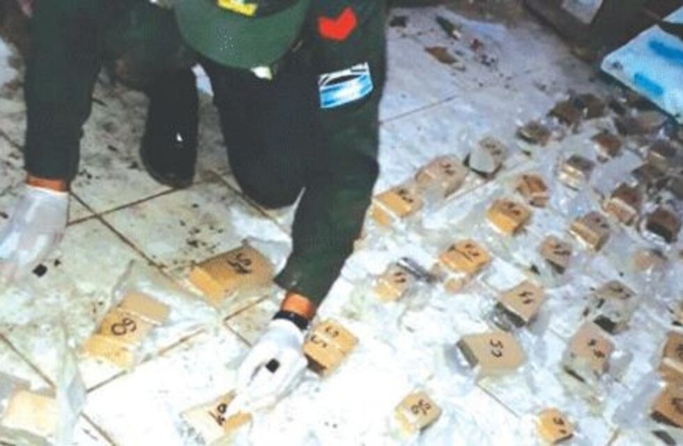 Incautaron 68 kilos de marihuana de un camión que venía a La Rioja