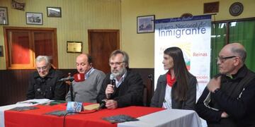 Conferencia de Prensa por los eventos y shows de la Fiesta Nacional del Inmigrante\u002E