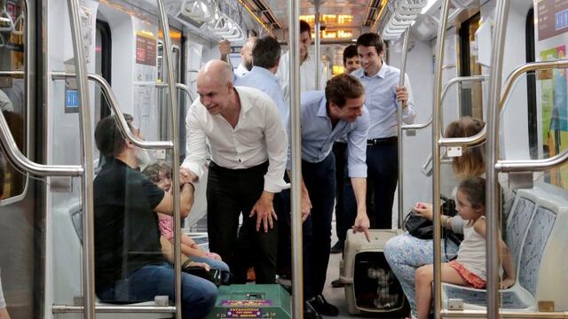 DYN18, BUENOS AIRES, 17/02/2017, EL JEFE DE GOBIERNO DE LA CIUDAD DE BUENOS AIRES, HORACIO RODRu00cdGUEZ LARRETA, ANUNCIu00d3 HOY QUE DESDE ESTE Su00c1BADO 18 DE FEBRERO LOS VECINOS PODRu00c1N VIAJAR CON SUS MASCOTAS EN TODAS LAS Lu00cdNEAS DEL SUBTERRu00c1NEO PORTEu00d1O. FOTO:DYN/GCBA/SANDRA HERNANDEZ.