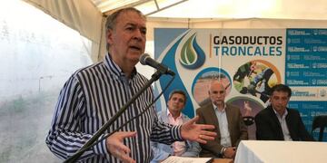El gobernador Juan Schiaretti en la inauguración de los gasoductos en Traslasierra\u002E