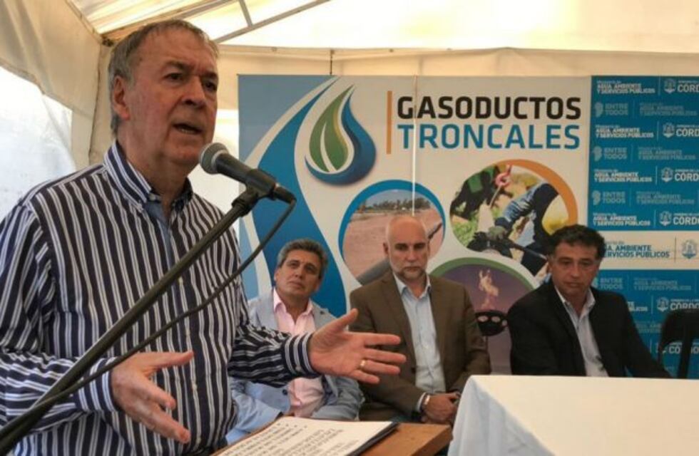 Schiaretti recordó a De la Sota durante la inauguración de gasoductos en Traslasierra