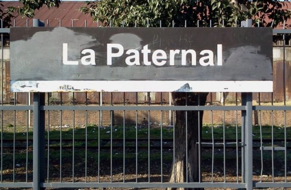 Cierran la estación La Paternal del tren San Martín y habrá un servicio de colectivos para los usuarios