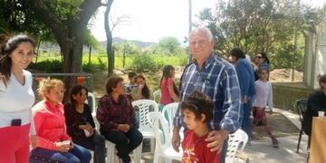 Jalile salió a recorrer y estuvo con los vecinos de Villa El Portezuelo\u002E