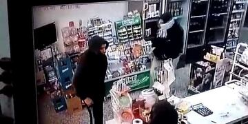 Robo en Arroyito camara de seguridad