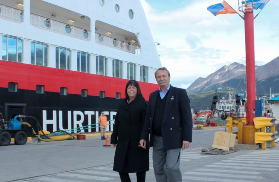 "Debemos prestar especial atención a nuestro puerto y los buques argentinos", dijo Martínez Allende