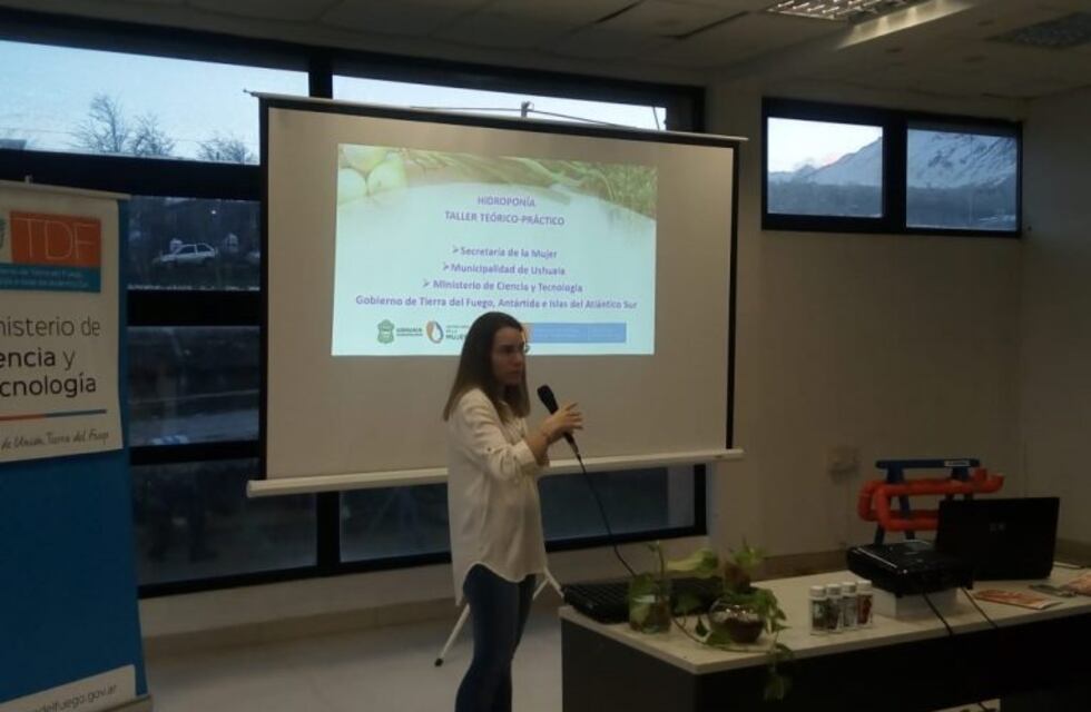 Comenzó en Ushuaia el "taller de hidroponia para mujeres"