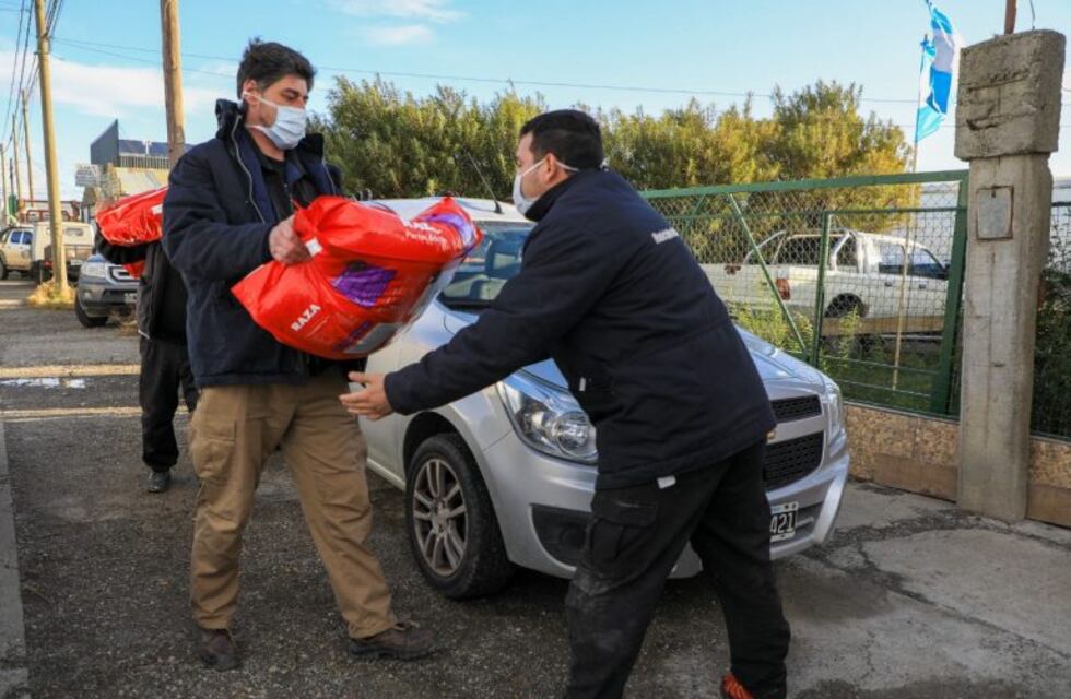 Solidaridad: protectoras de animales recibieron la donación de más de 950 kilos de alimento