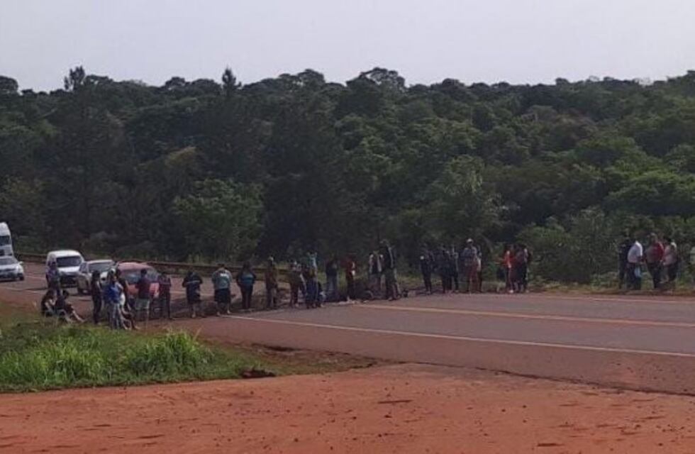 Tareferos cortaron la ruta 14 para reclamar asistencia al gobierno provincial