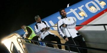 El hotel donde se hospeda la Selección Argentina, minado de fanáticos\u002E