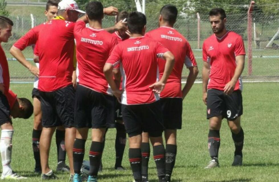Instituto viaja con equipo confirmado para jugar contra Central Córdoba de Santiago