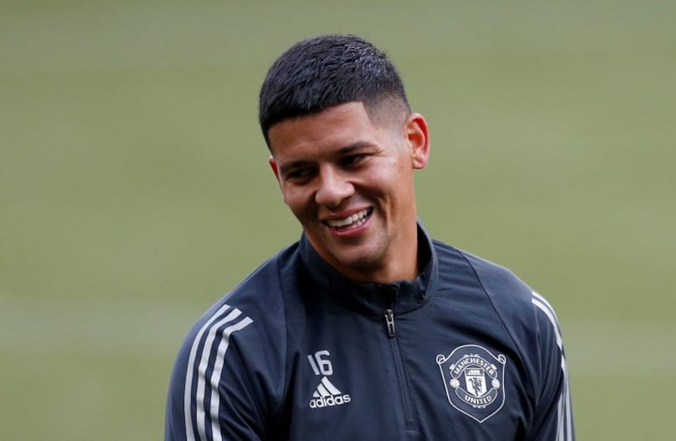 El impactante auto de lujo en el que Marcos Rojo llegó al entrenamiento del Manchester United