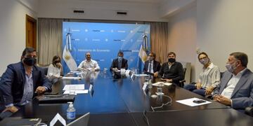 El FdT se reunió para definir la propuesta de Movilidad Previsional\nque el Ejecutivo enviará al Congreso\u002E (Foto: Prensa Economía)