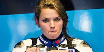 Elena Myers revelu00f3 el motivo de su abrupto retiro del motociclismo mundial.