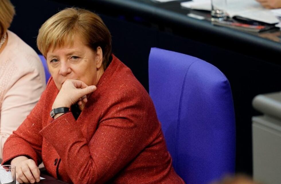 G20: El avión de Merkel debió aterrizar de emergencia en Alemania