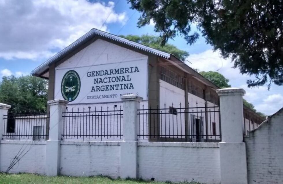 Allanamiento y cuatro gendarmes detenidos acusados de extorsión