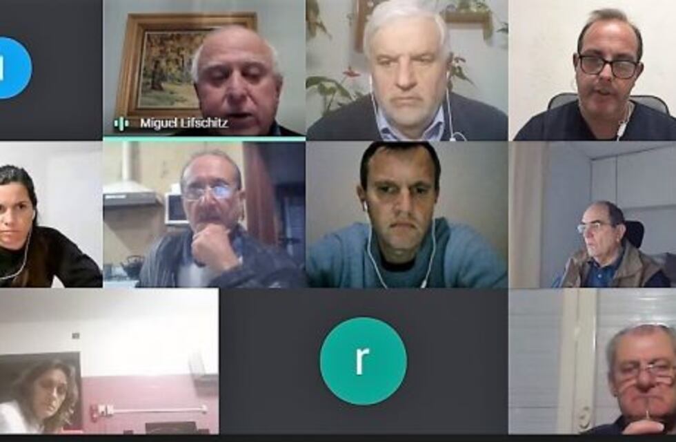 Con una importante convocatoria, comenzaron las charlas de Fernando Vilella