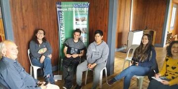 estudiante en ruta de las huelgas patagónicas