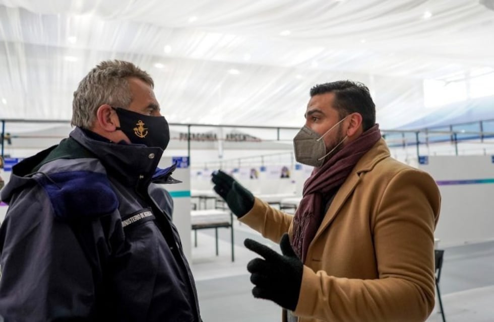 Agustín Rossi recorrió y felicitó por el gran trabajo realizado en el Polo Sanitario