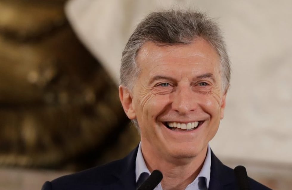 El riesgo país baja 4% hasta los 334 puntos básicos tras las elecciones