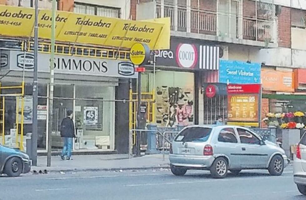 Renuevan luminarias y veredas de las avenidas comerciales