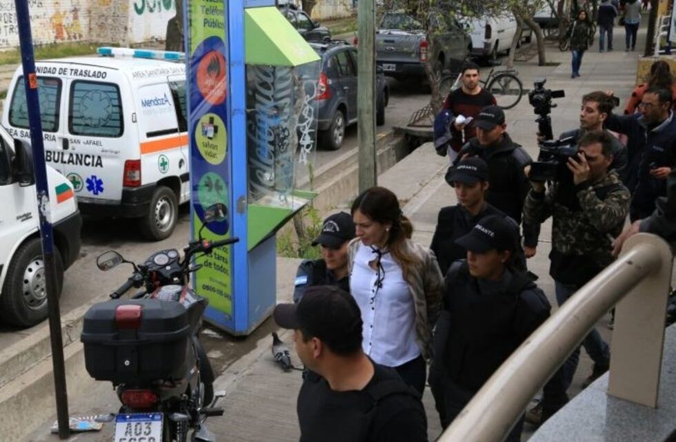 Urgente: Entre llantos, Julieta Silva se sometió a la pericia oftalmológica