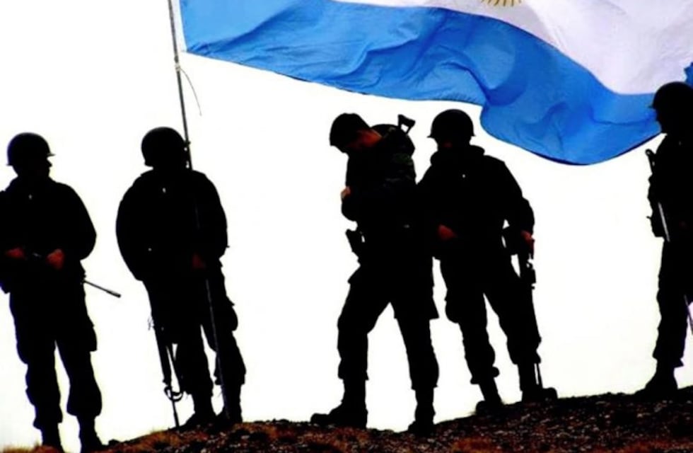 Los veteranos de guerra emitieron un comunicado por los incidentes por la bandera de la Diversidad