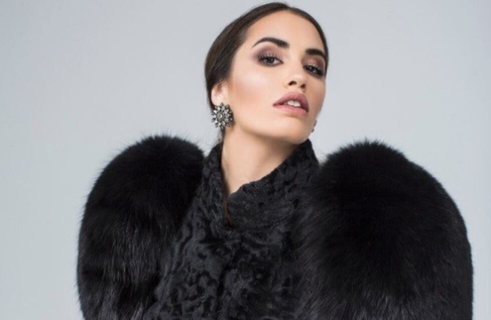Lali Espósito fue escrachada por usar un tapado de piel de zorro