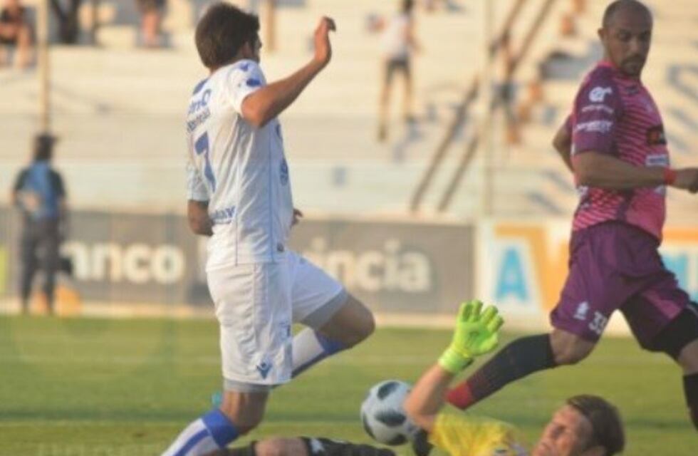 Patronato y Godoy Cruz igualaron en Paraná: 0-0
