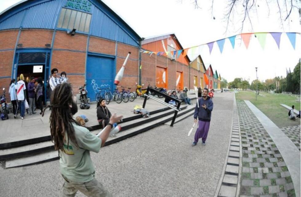 Trapitos robaron 300 metros de cable de sonido del Centro de la Juventud